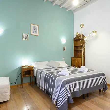 Studio Via Dell'archetto Apartment